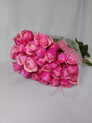 Пачка Кустовых пионовидных роз 10 штук сорт Пинк Сильва (Pink Silva), 50 см
